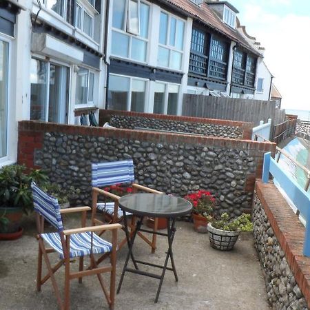 Vila Sea View 3 Promenade Sheringham Exteriér fotografie